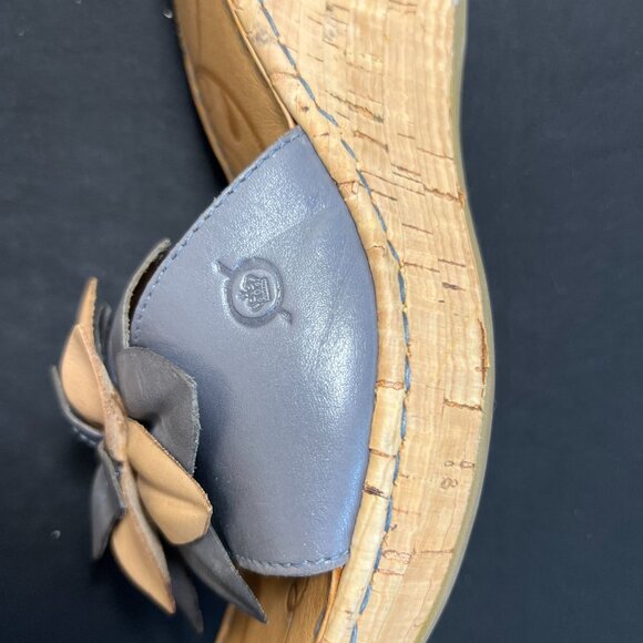 Born Women 9 M/W Leather Flower Wedge Sandals Slip Ons Cork Heel 3"  Beige Blue - Picture 4 of 14